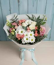 Букет цветов из:  Розы, Лизиантусы и Хризантемы в Красном Логе