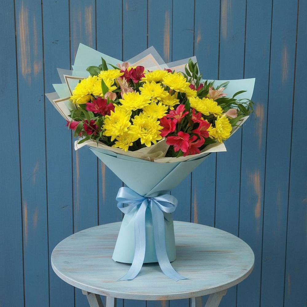 Букет цветов из: Альстромерии и Хризантемы в Красном Логе