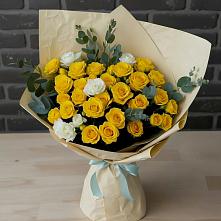 Букет цветов из:  Розы в Красном Логе