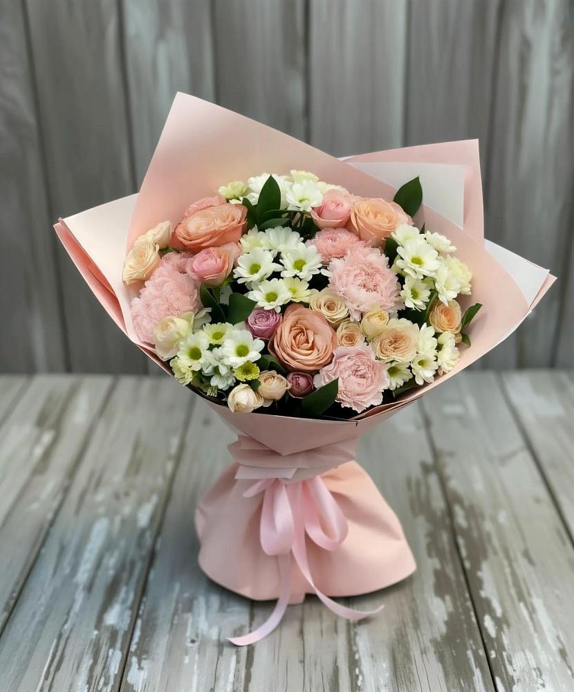 Букет цветов из: Гвоздики, Розы и Хризантемы в Красном Логе