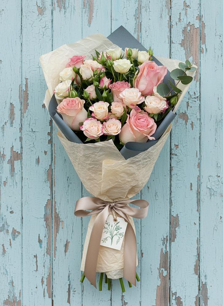 Букет цветов из: Розы в Красном Логе