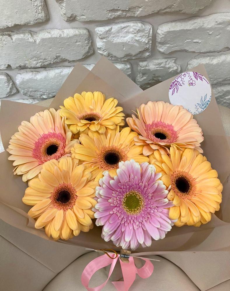 Букет цветов из: Герберы в Красном Логе