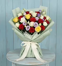 Букет цветов из:  Розы в Красном Логе