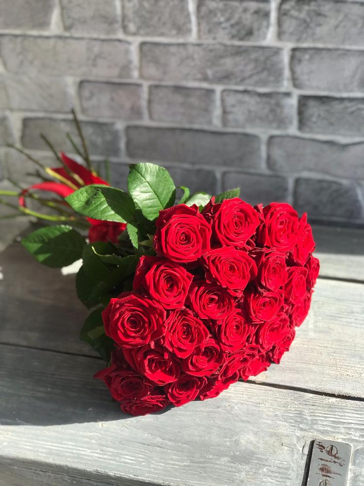 Букет Красные розы Фридом в Красном Логе