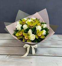 Букет цветов из:  Орхидеи и Розы в Красном Логе