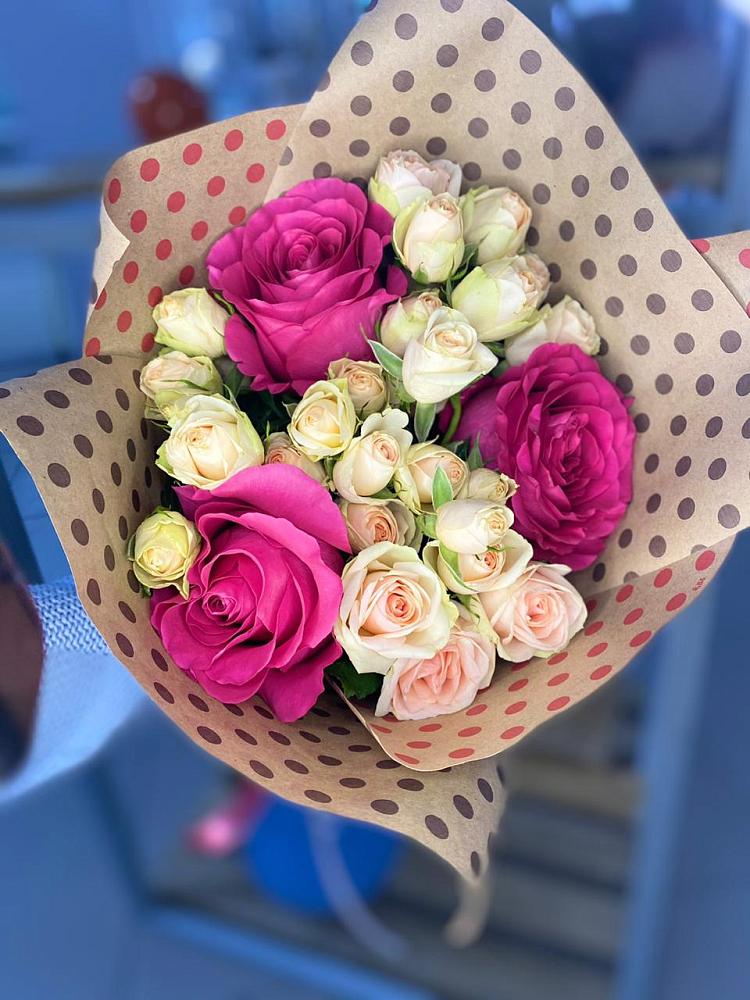 Букет цветов из: Розы в Красном Логе