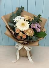 Букет цветов из:  Герберы и Хризантемы в Красном Логе