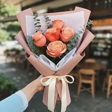 Букет цветов из:  Розы в Красном Логе