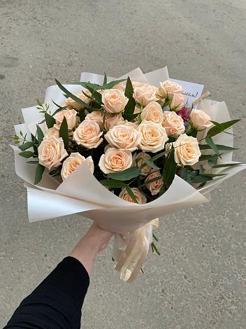 Букет Кремовые розы Латте в Красном Логе