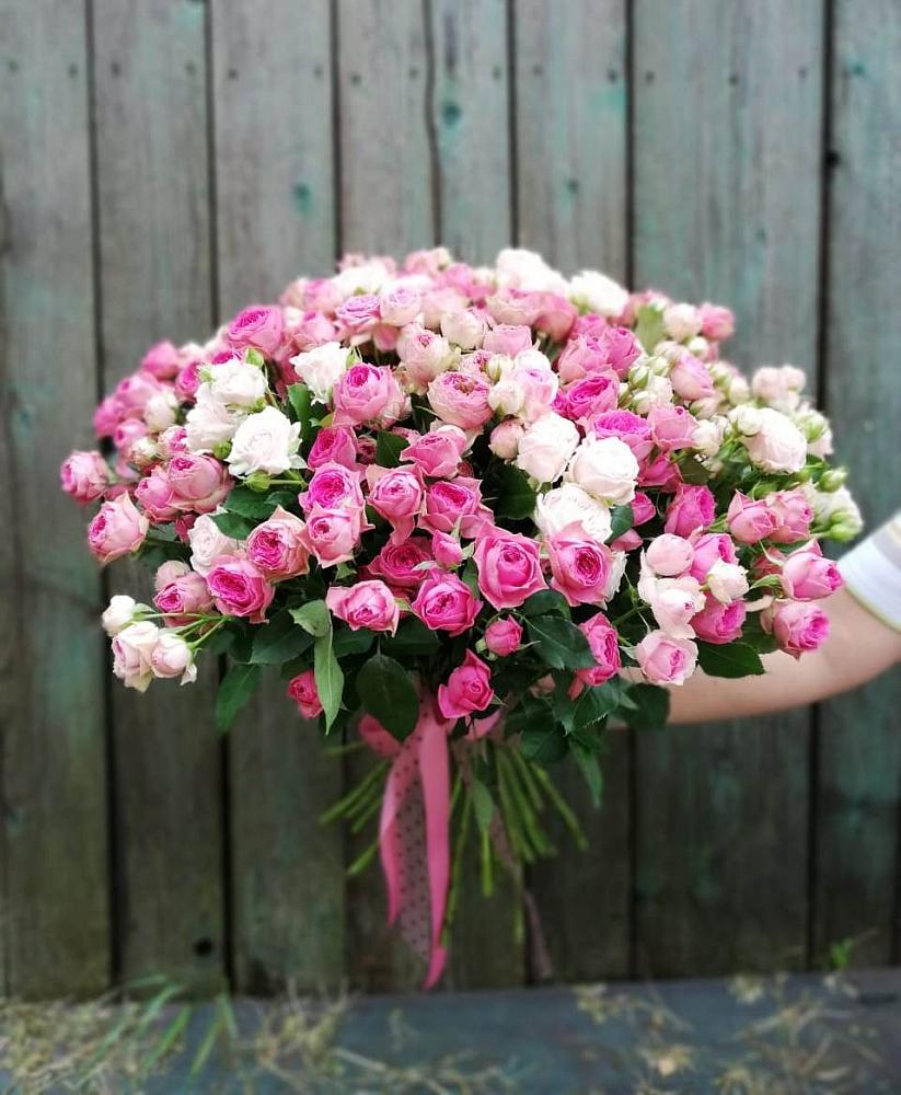 Букет Розовые кустовые розы Натали и Лав Лидия в Красном Логе