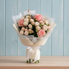 Букет цветов из:  Розы в Красном Логе